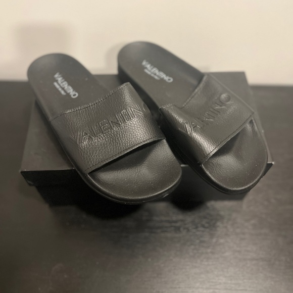 COPY - Valentino slides - never worn Size 9 - Picture 7 of 7